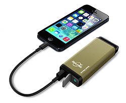 Share A Watt Pocket Warmer charging